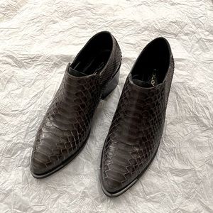Snake skin booties gray